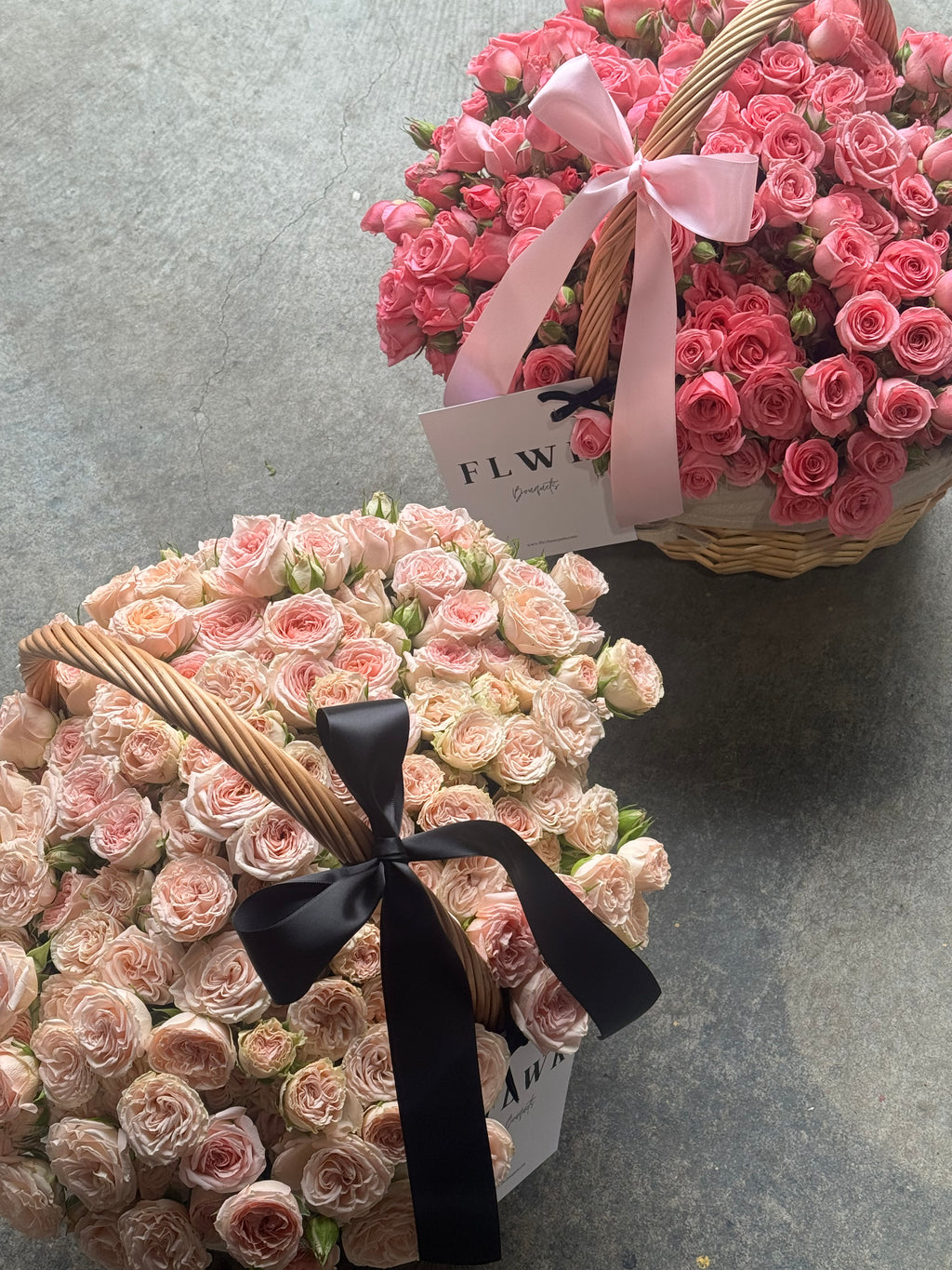 Spray Rose FLWR Basket